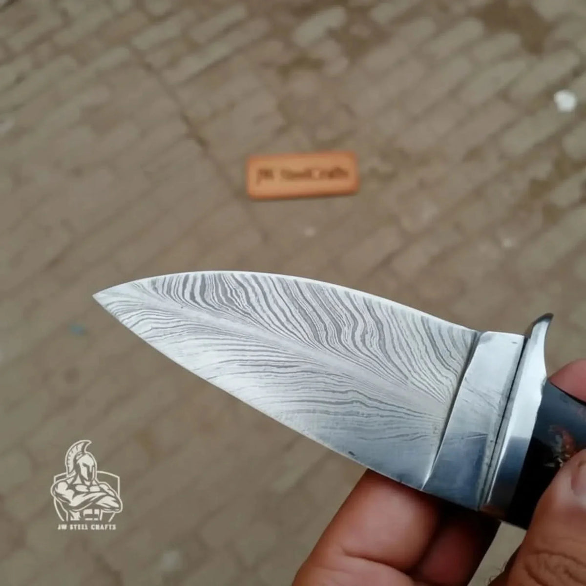 Skinner Knife, Feather Damascus Blade, Resin Handle, Fixed Blade Hunting Knife