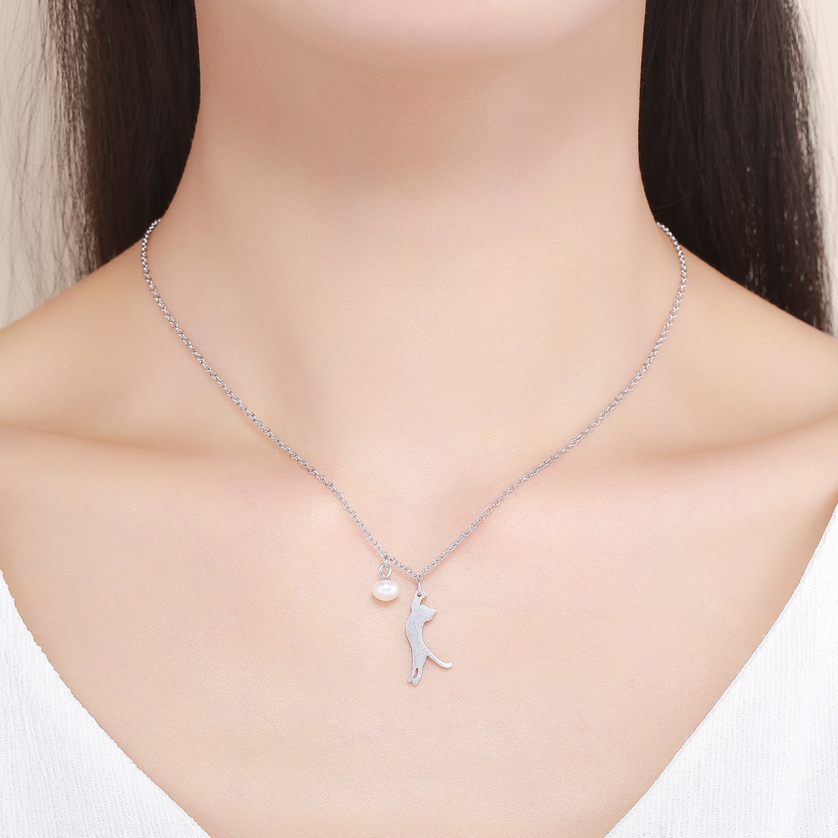 925 Sterling Silver 0.6 Carat Pearl Necklace for Women