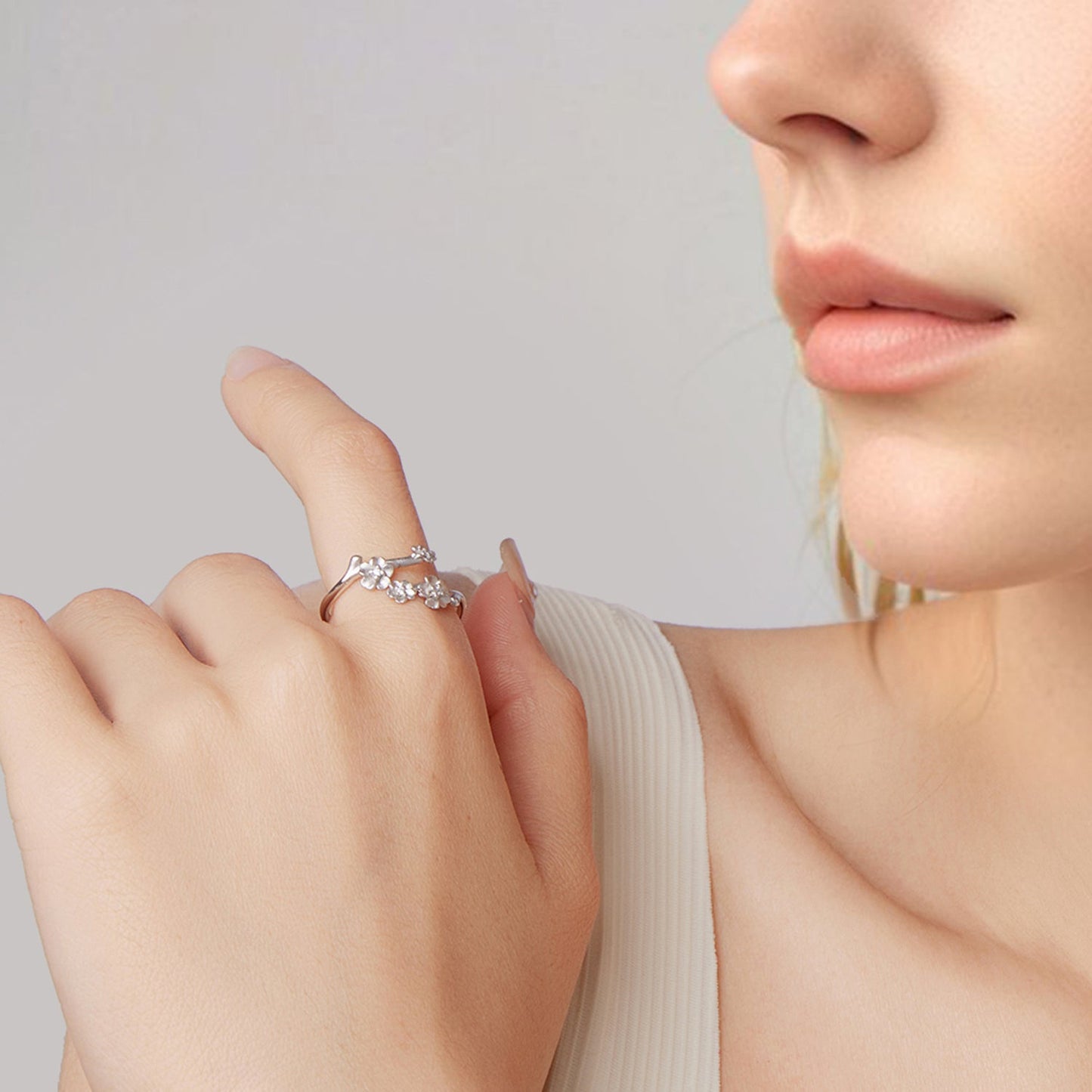 925 Sterling Silver Plated White Gold Ring for Women