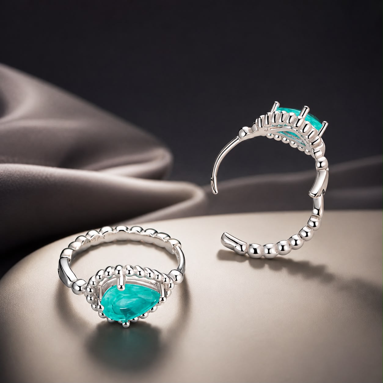 925 Sterling Silver Earrings with Pavé Setting and Transparent Glass