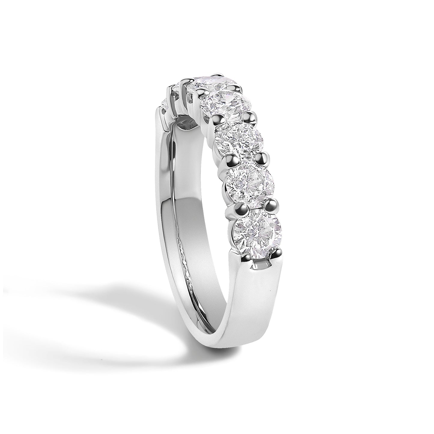 14K White Gold 1 1/2 Cttw Diamond 7 Stone Band Ring