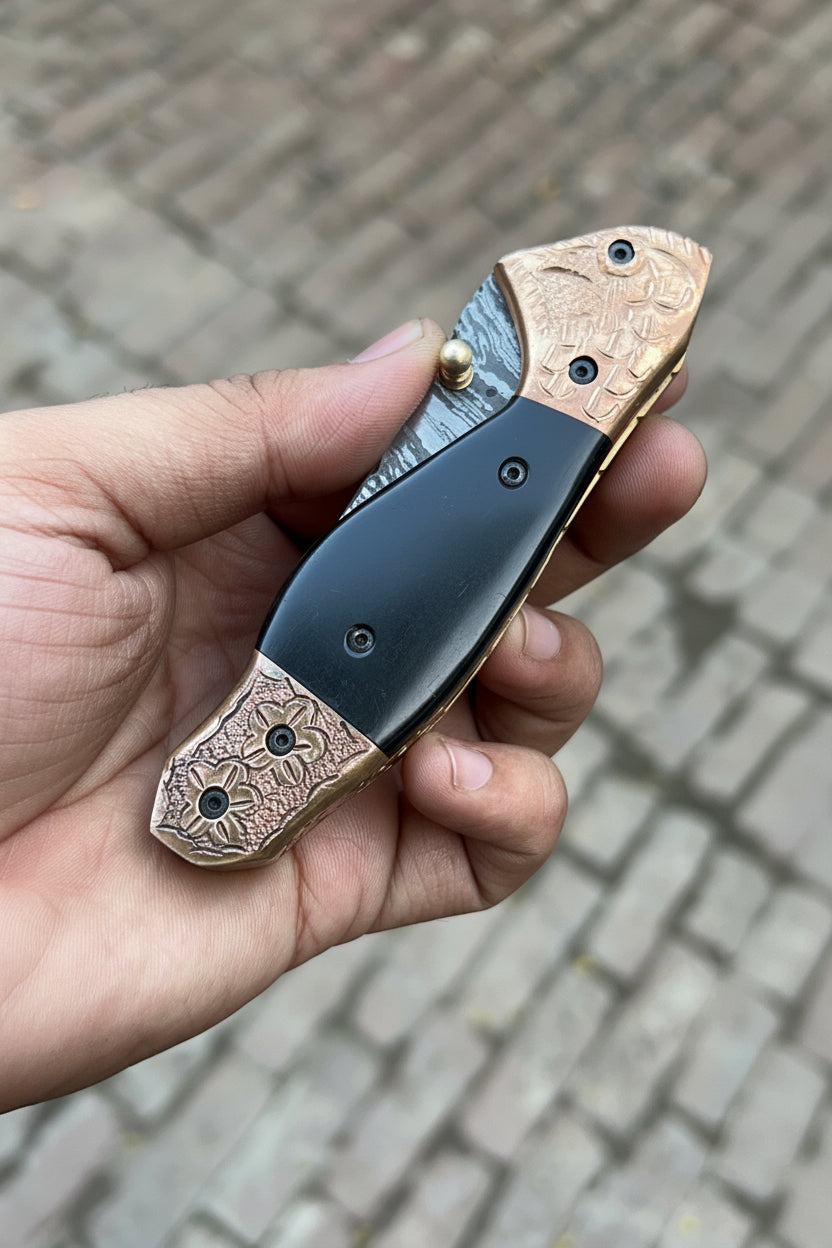Duskhorn Damascus Folder 7.5" Handmade Micarta Handle Horn Bolster