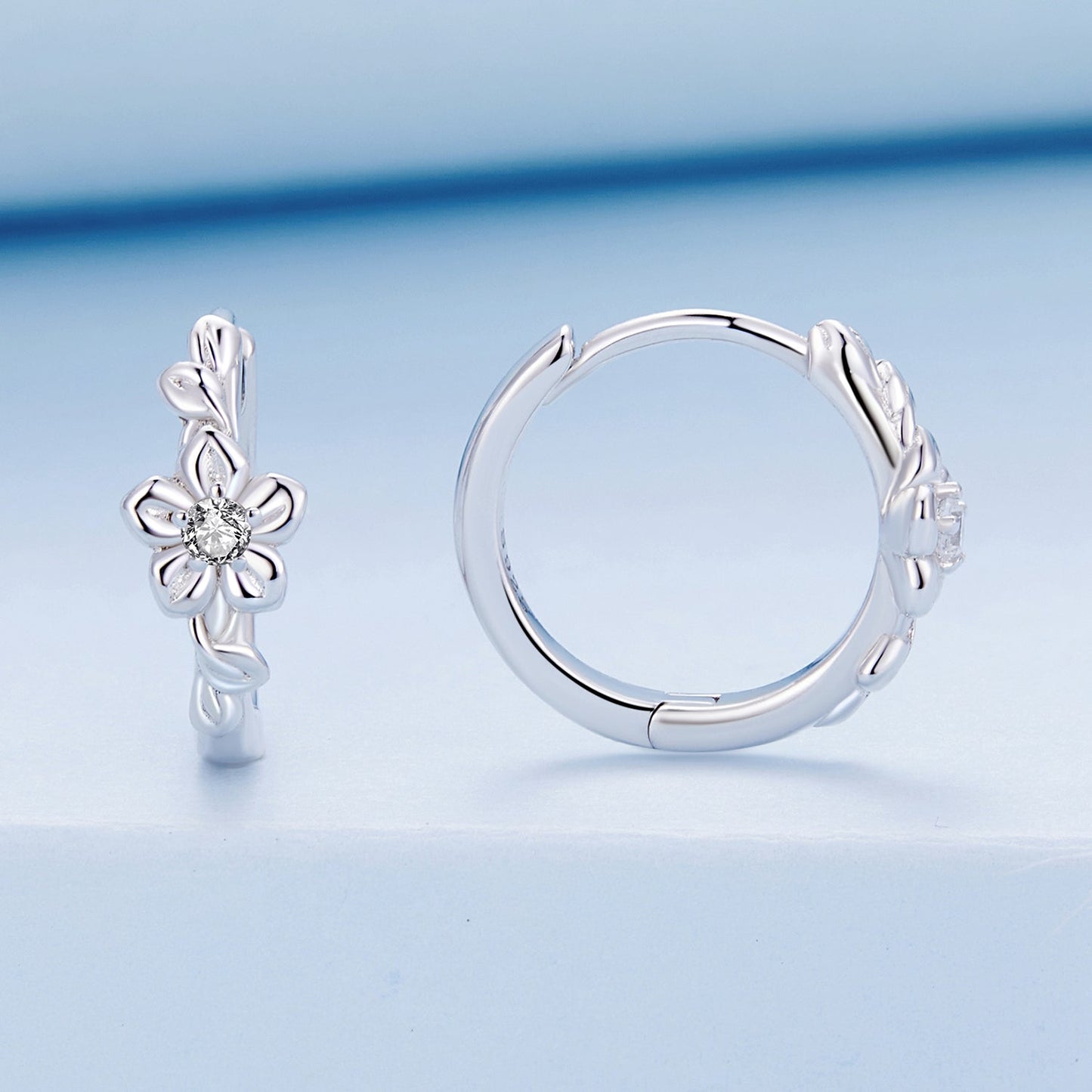 925 Sterling Silver Earrings with Zircon and Platinum Plating