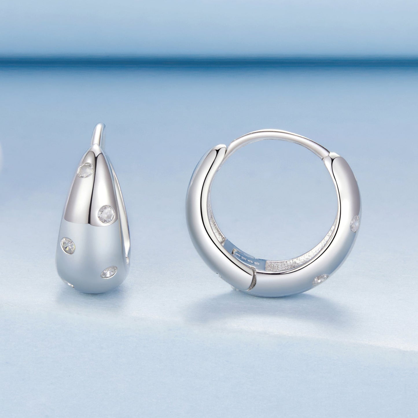 925 Sterling Silver Earrings with CZ in White Gold Plating - Stylish Design for Women