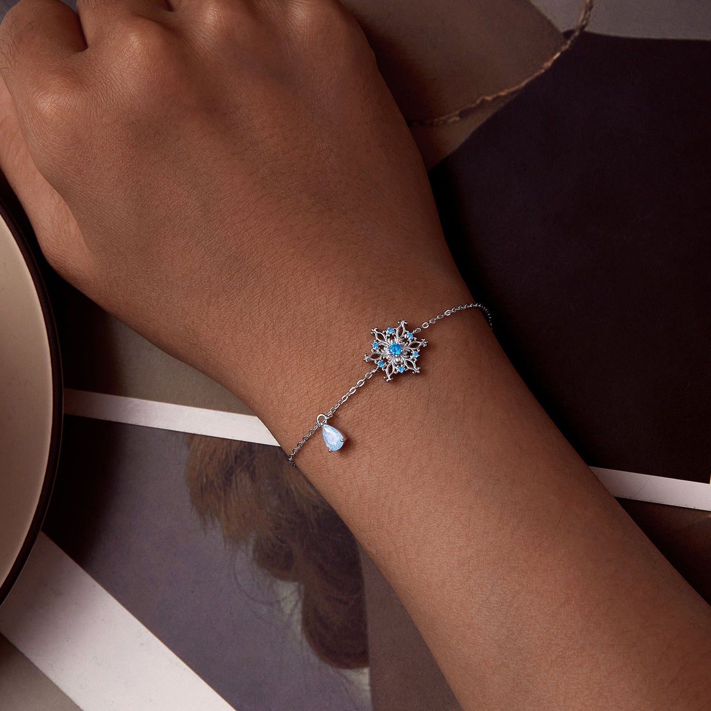 925 Sterling Silver Plated Platinum Bracelets with Ice Flower Zirconia for Women