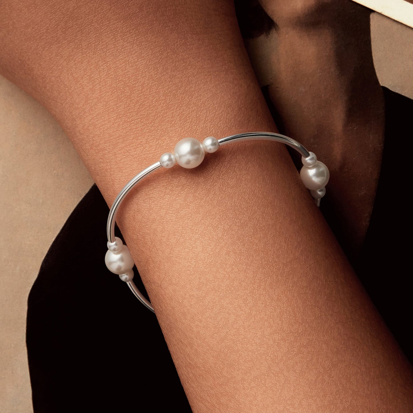 925 Sterling Silver Shell Pearl Stretchable Bracelet for Women