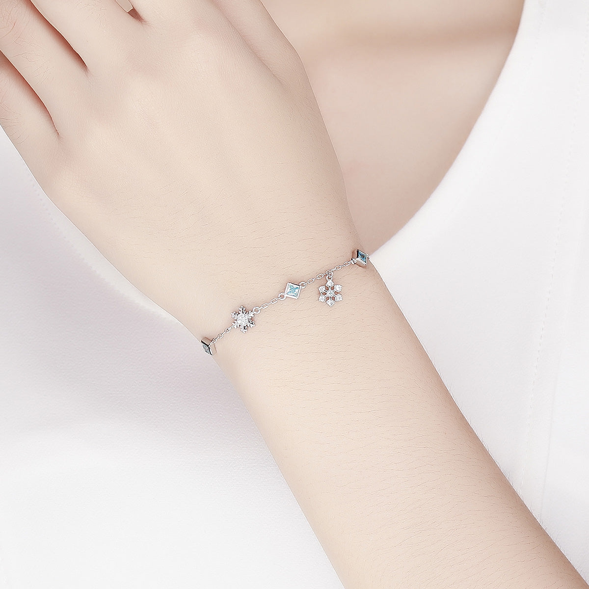 925 Sterling Silver Adjustable Bracelet for Women - 22cm