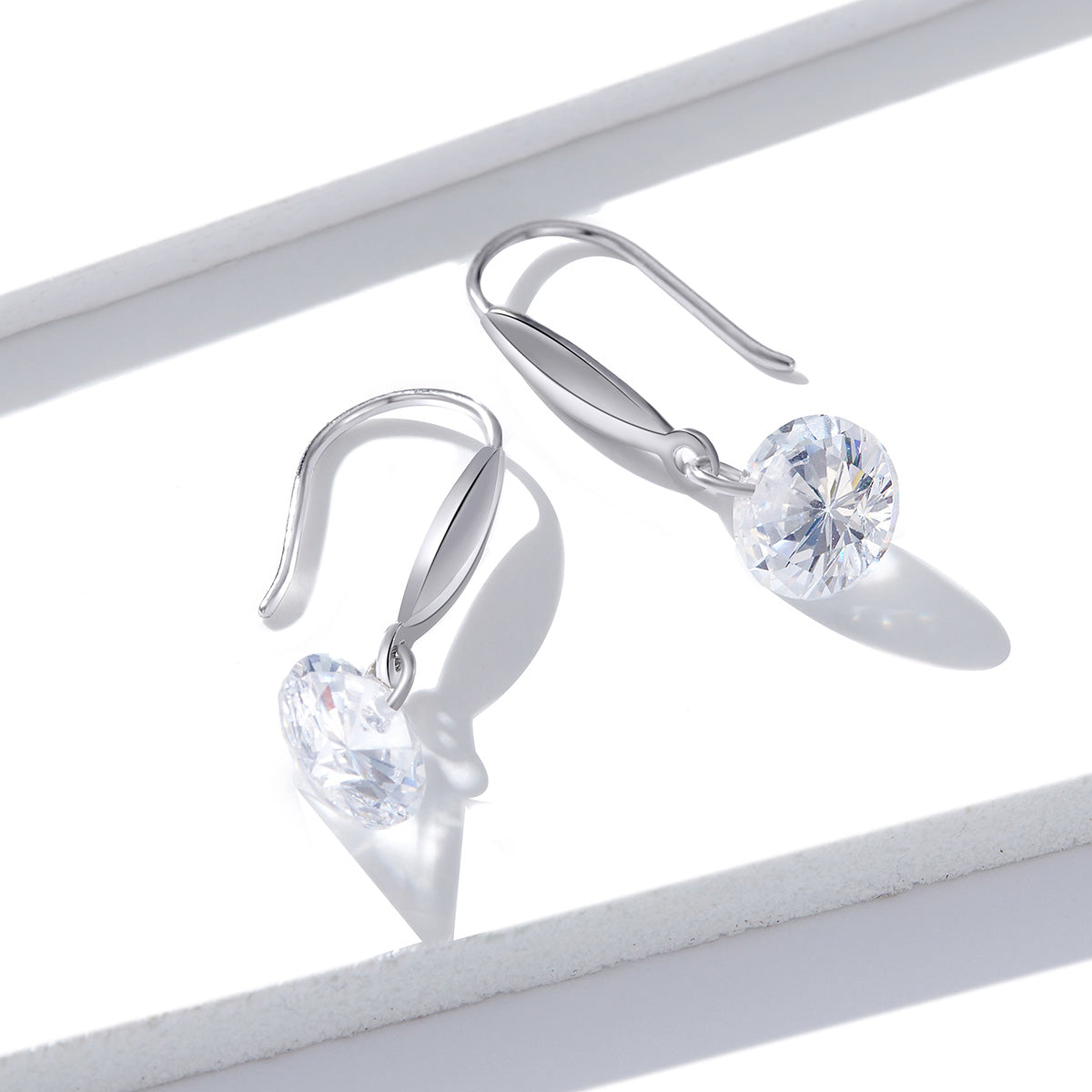 S925 Sterling Silver Earrings 2.6x0.8cm Plated Platinum with Pavé Setting CZ for Women