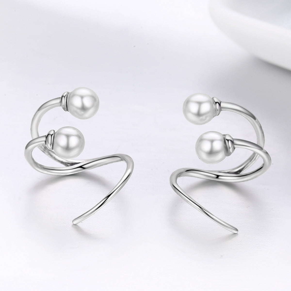 925 Sterling Silver Oxidized Earrings with Shell Pearl for Women