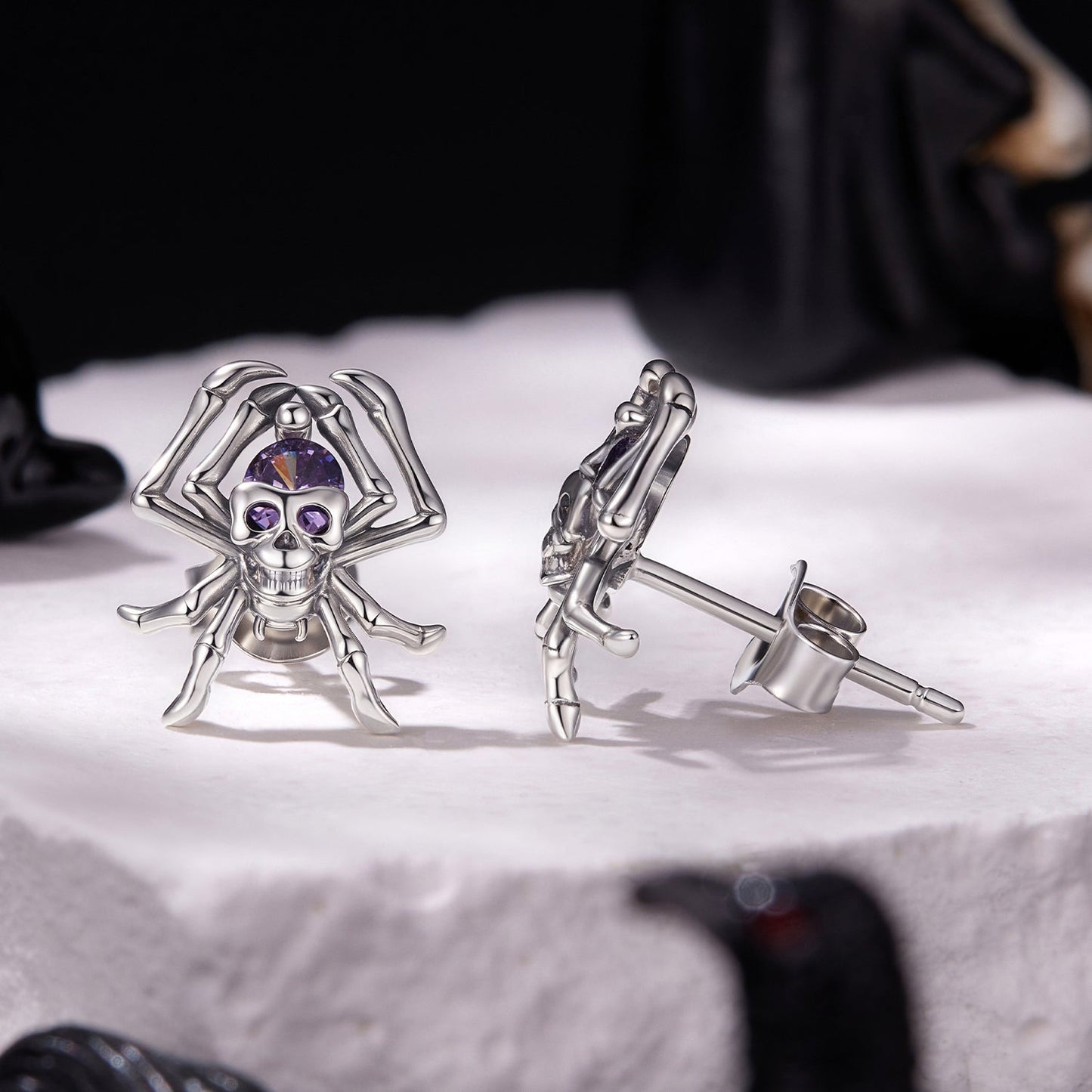 925 Sterling Silver Earrings with Pavé Setting CZ, 1.1 x 1.0 cm, Oxidized Finish for Women