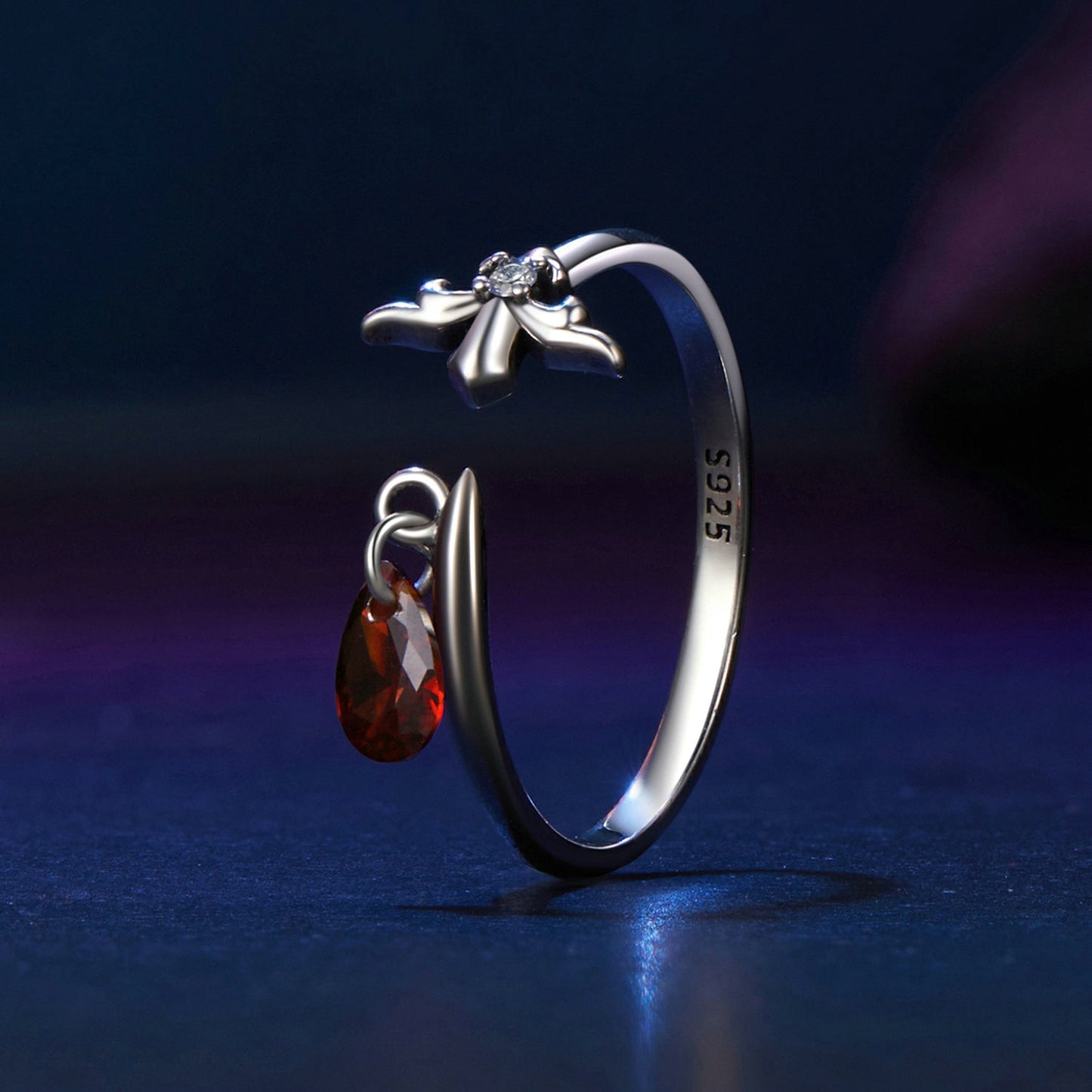 925 Sterling Silver Ring with 0.6 Carat CZ for Women