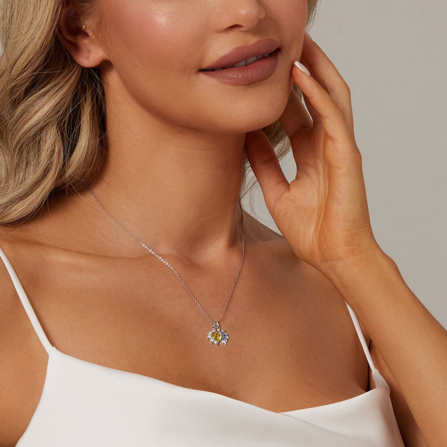 925 Sterling Silver Necklace with Transparent Glass and Pavé Setting CZ - Length 450mm