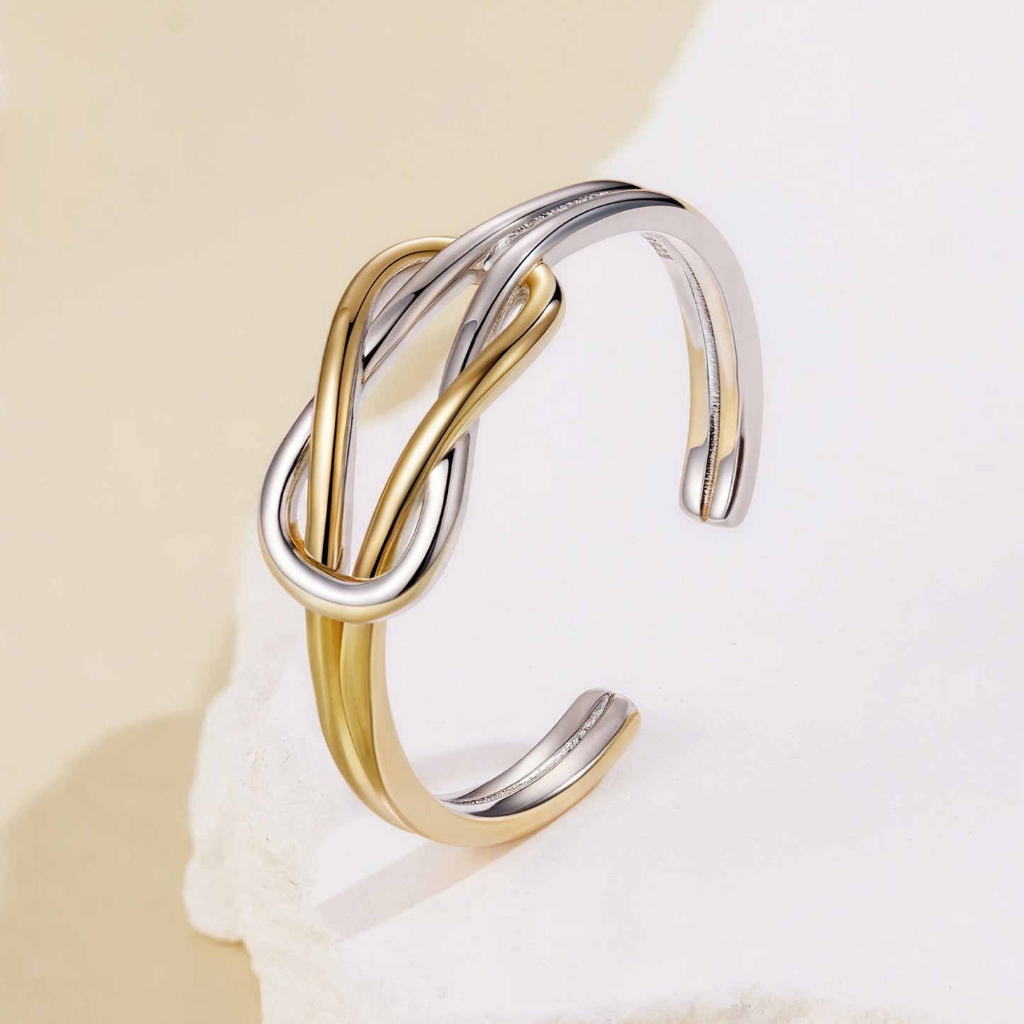 925 Sterling Silver Plated White Gold Ring for Women