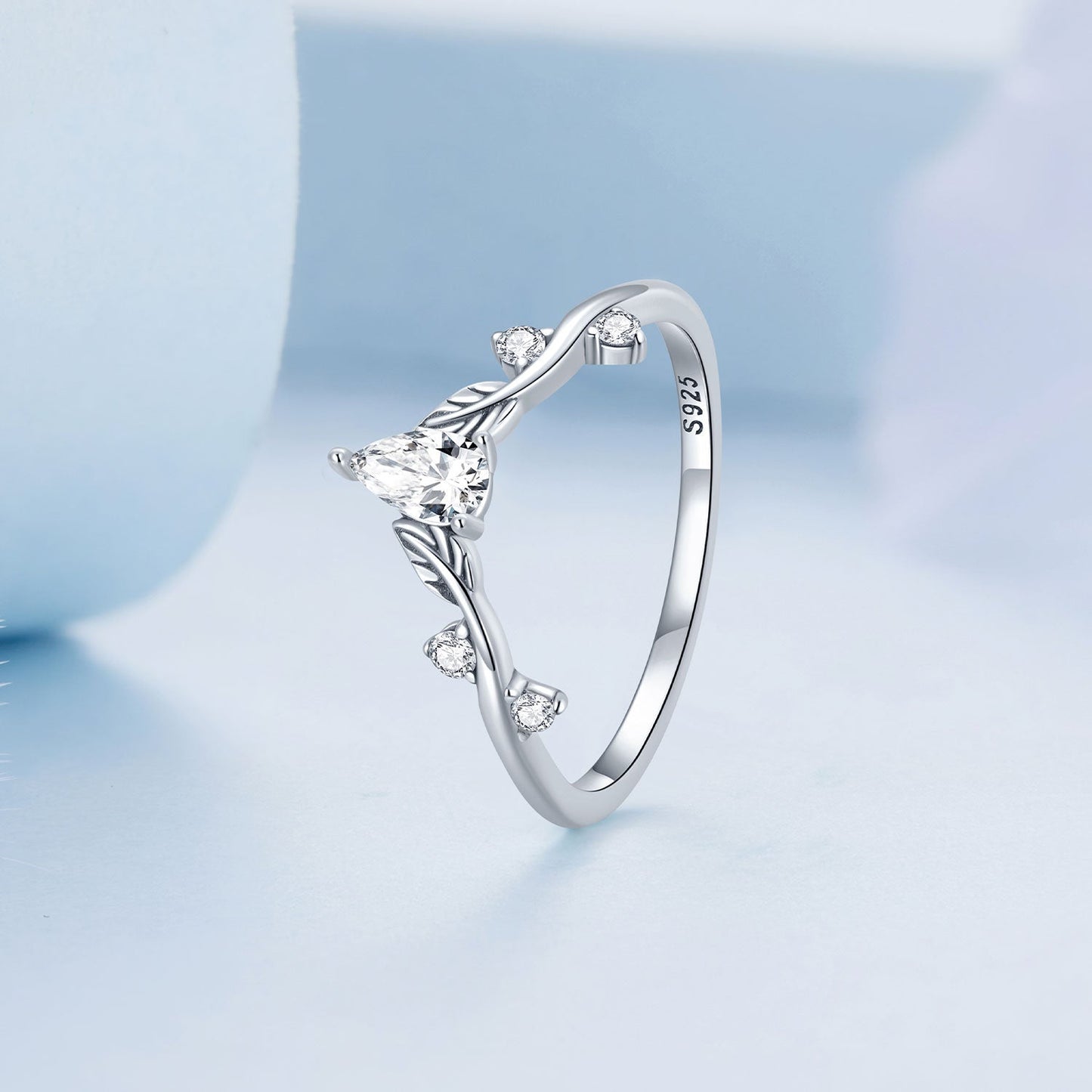 925 Sterling Silver Oxidized Pavé Setting CZ Ring Size 6 for Women