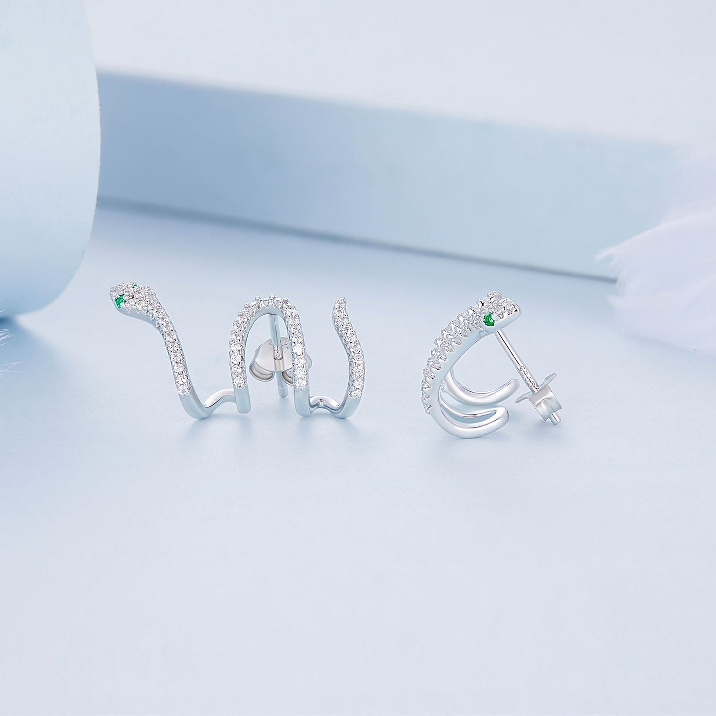 925 Sterling Silver Earrings with Plated Platinum and Pavé Setting CZ, 1.5x2.2cm for Women