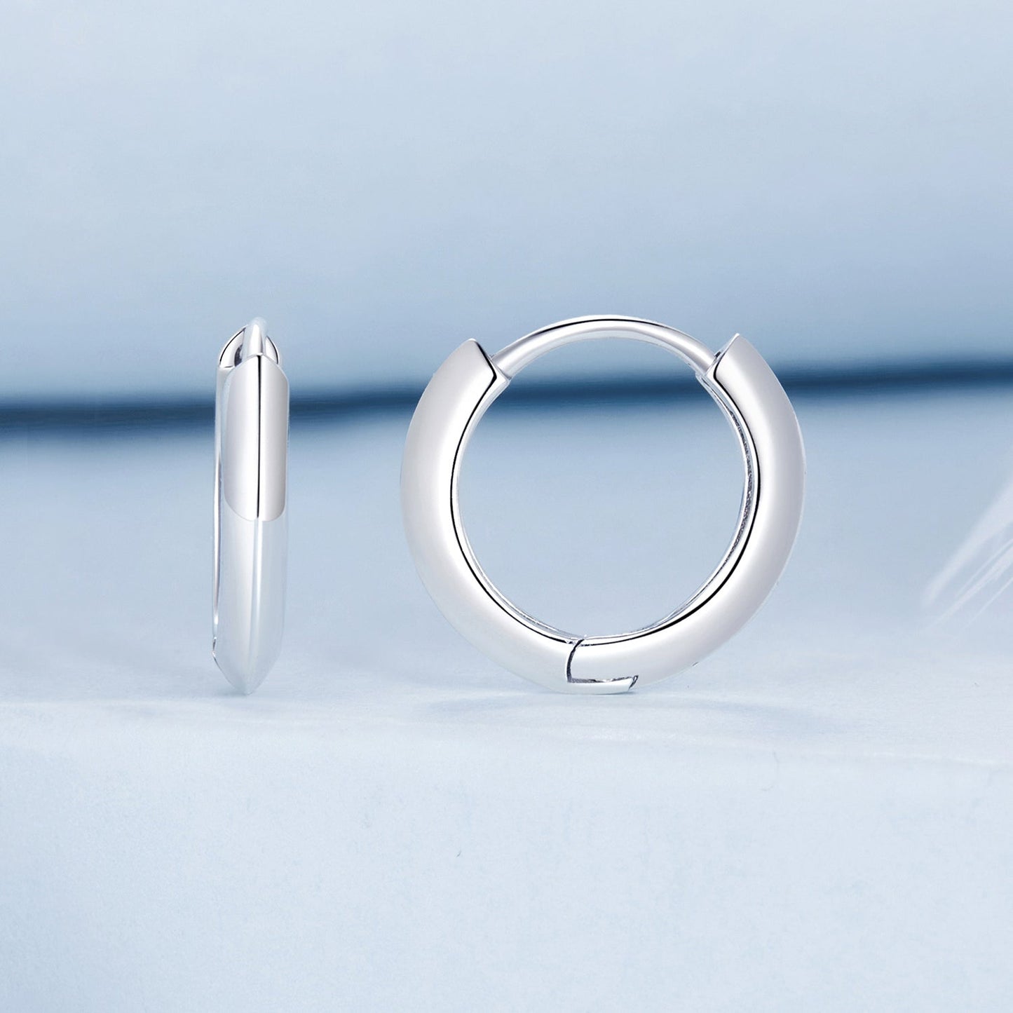 925 Sterling Silver Oxidized 14x3mm Earrings
